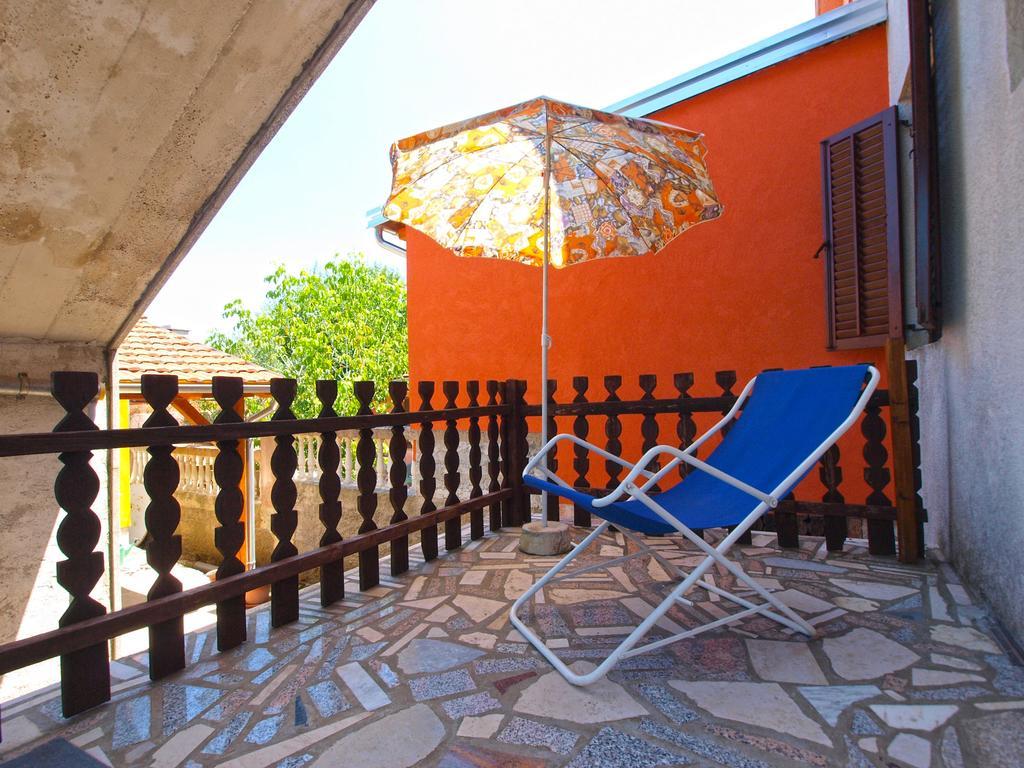Apartments Zlatko 1397 Stinjan Bagian luar foto